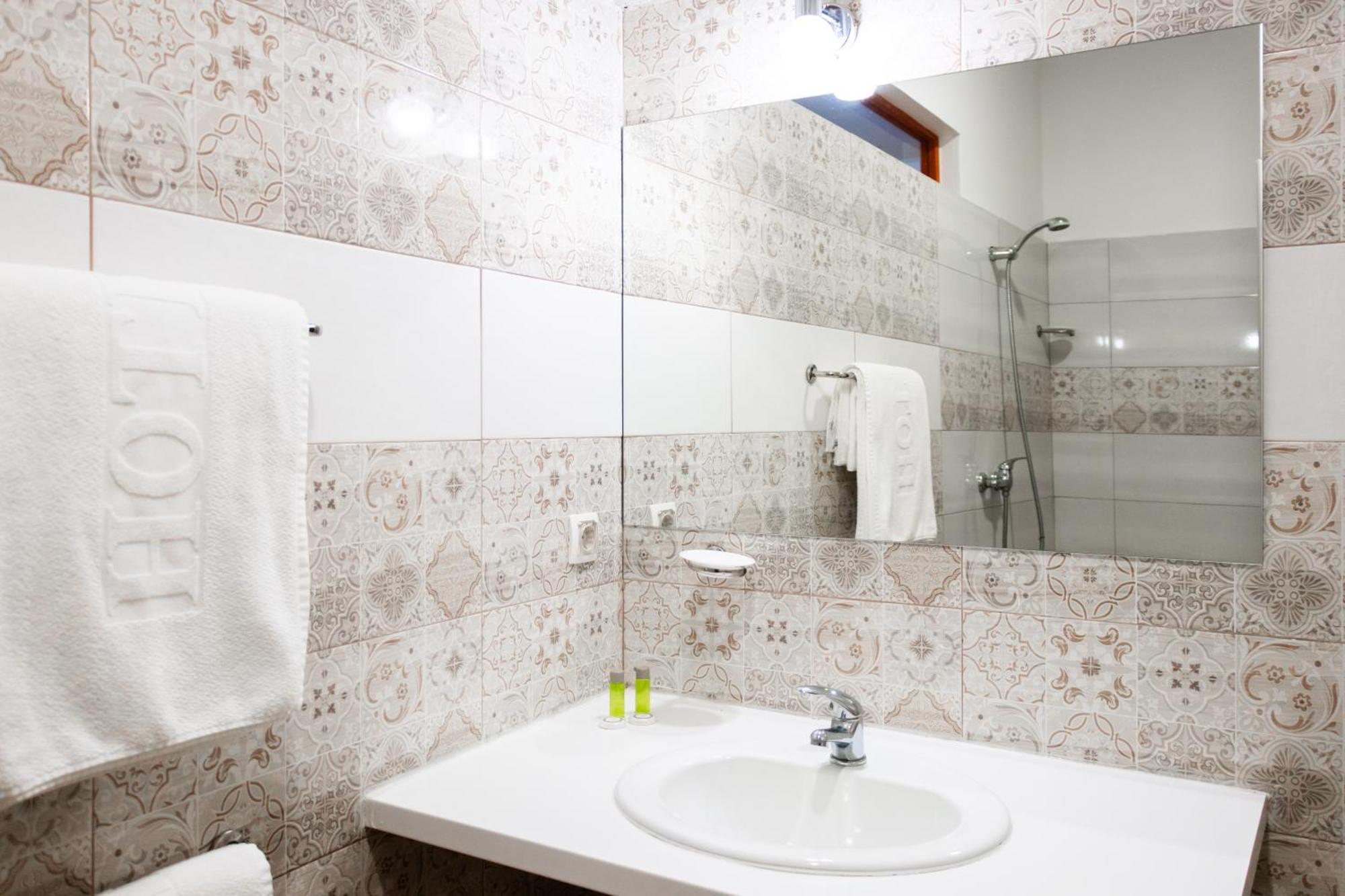 Hotel Saraj SJJ Eksteriør billede