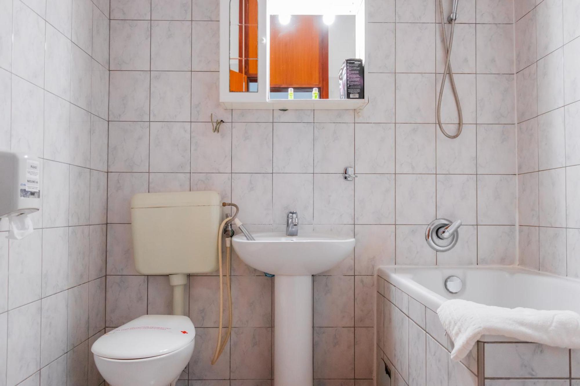 Hotel Saraj SJJ Eksteriør billede